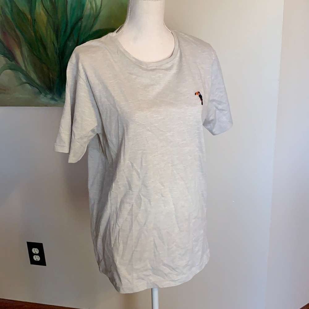 🎉Host Pick🎉 Denim & Flower Toucan Short Sleeve Tee